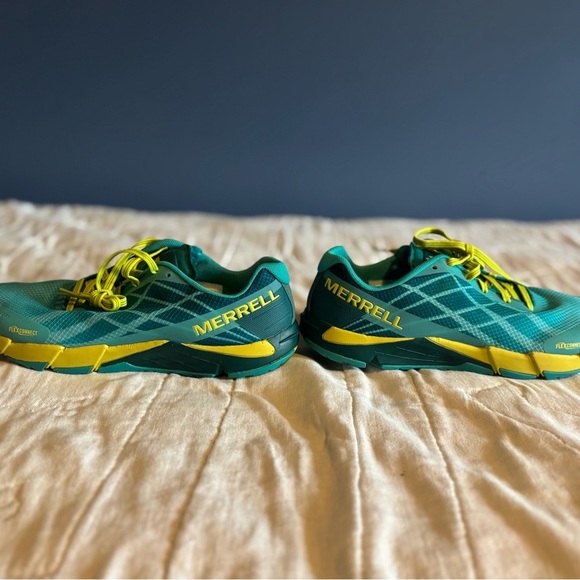 Merrell Bare Access Tennis Shoes. Size 8 Teal/Yellow. - Picture 10 of 11